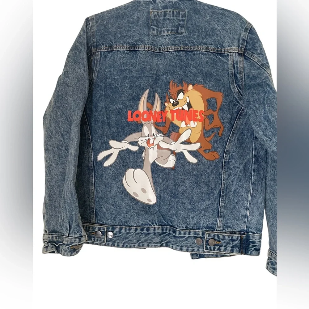 < Members Only‎ x Looney Tunes Denim Jacket >